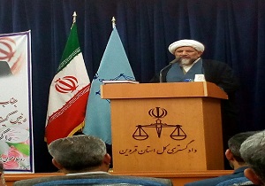 کمک ۵۰۰ میلیون تومانی رییس کمیته امداد برای آزادی زندانیان قزوینی/ آزادی ۷۶ زندانی جرایم غیر عمد در قزوین
