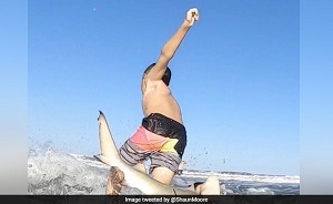 حمله ناگهانی کوسه به کودک در دریا