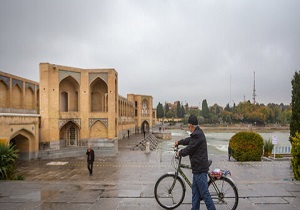 باران هوای اصفهان را سالم کرد
