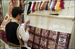 فعالیت ۲۰۰ کارگاه صنایع دستی در بینالود/ کارت شناسایی برای هنرمندان صنایع دستی صادر شد