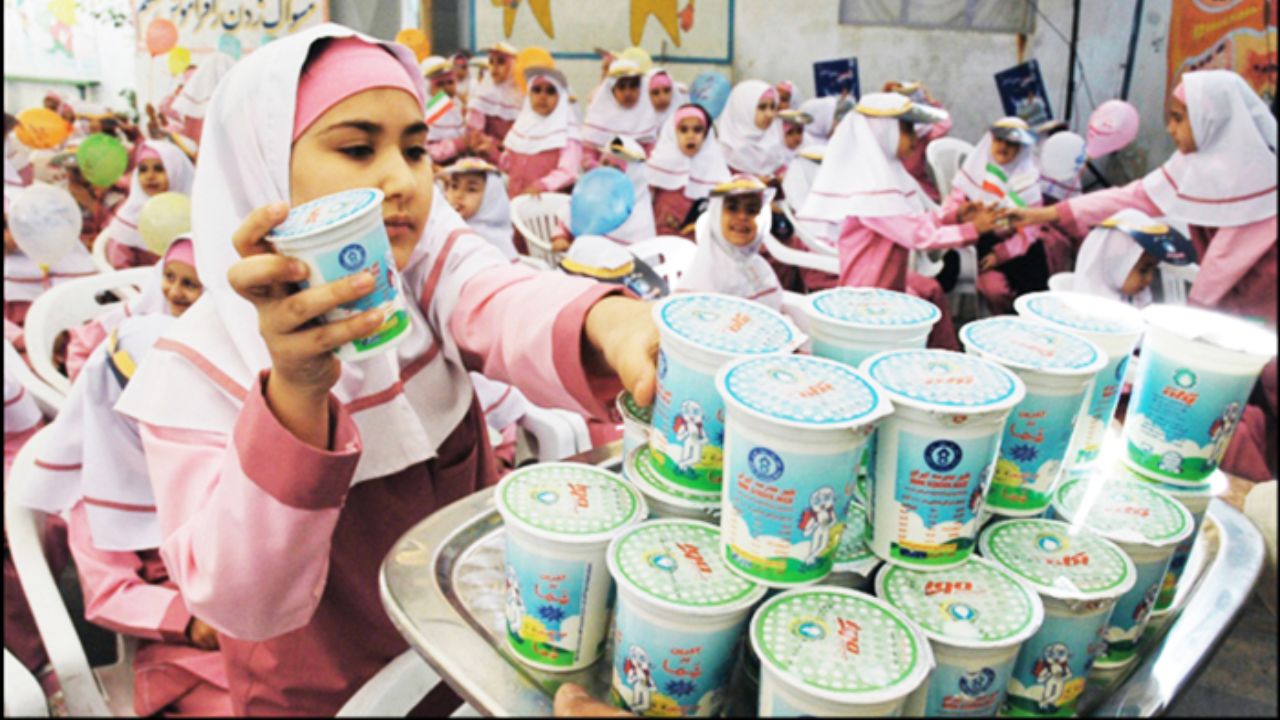 بی نتیجه ماندن اعتبار ۲۰۰ میلیارد تومانی شیر مدارس
