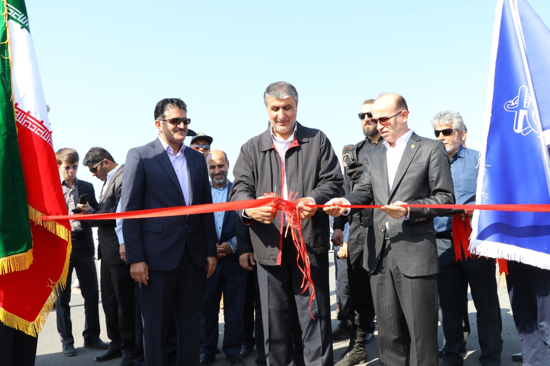 افتتاح ۲.۵ کیلومتر جاده دسترسی بندر شهید بهشتی با حضور وزیر راه