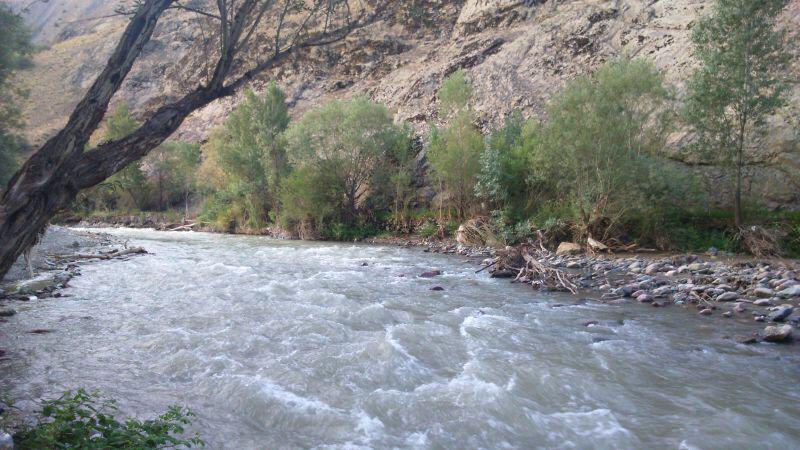 ساخت وساز  در حریم رودخانه کرج به چه قیمتی؟