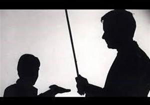 تنبیه بدنی چند دانش‌آموز در کرج/ احتمال تعلیق مدیر مدرسه