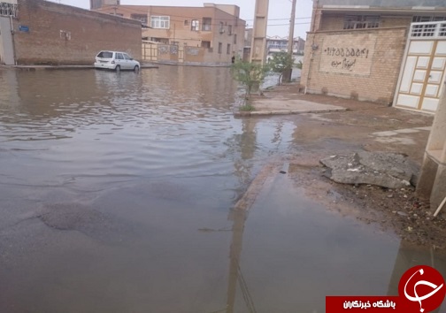 جاری بودن فاضلاب در برخی خیابان&zwnj;های اهواز/ شهرداری به تعهدات خود عمل نکرد