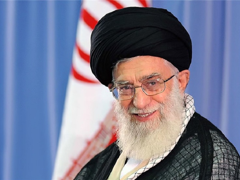 بازخوانی دیدگاه رهبر انقلاب به مسئله علم‌آموزی و تحصیل زنان