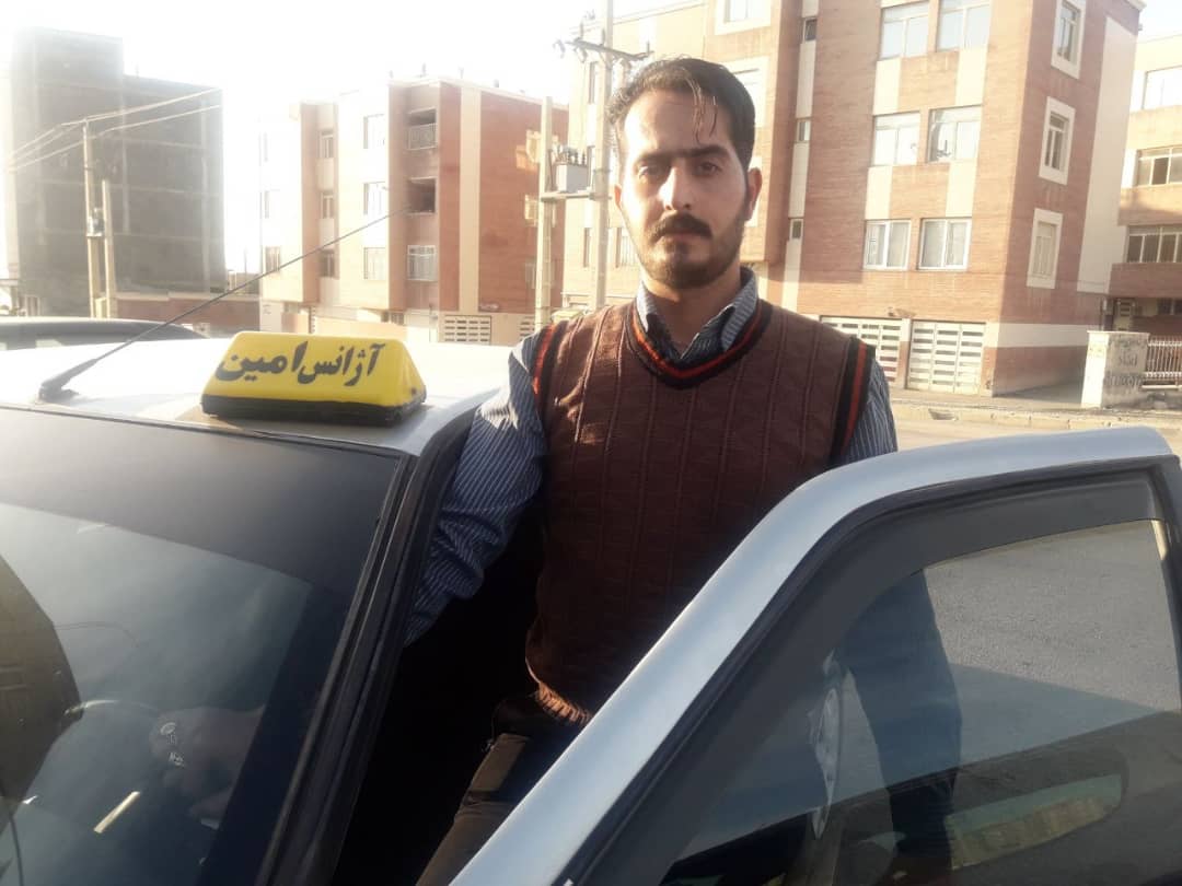 بازگردانی پول چند میلیون ریالی مسافر به صاحبش در نهاوند