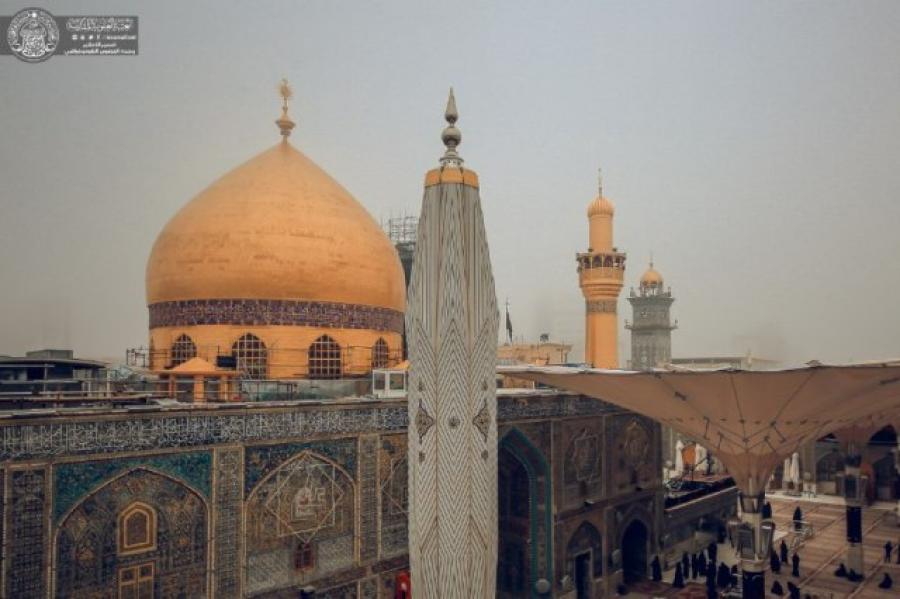 تصاویری ناب از حال و هوای مه گرفته حرم امیرالمومنین(ع)