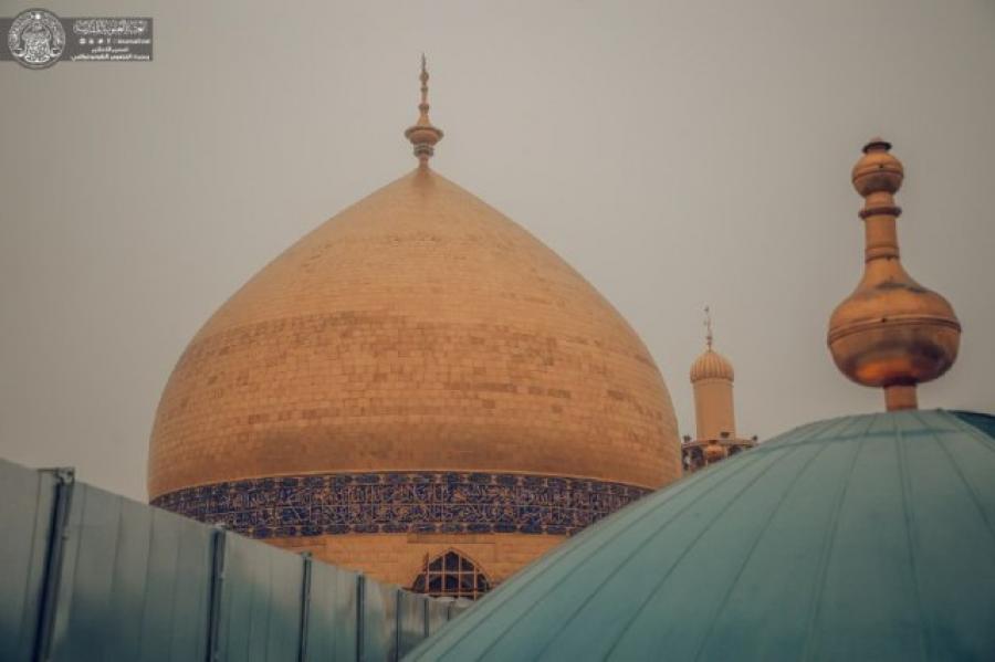 تصاویری ناب از حال و هوای مه گرفته حرم امیرالمومنین(ع)