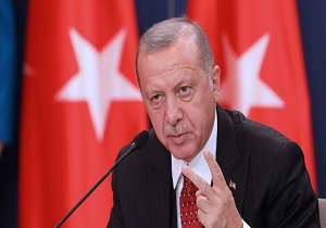 اردوغان خطاب به مکرون: چگونه می&zwnj;توانی دین اسلام را به تروریستی بودن متهم کنی؟