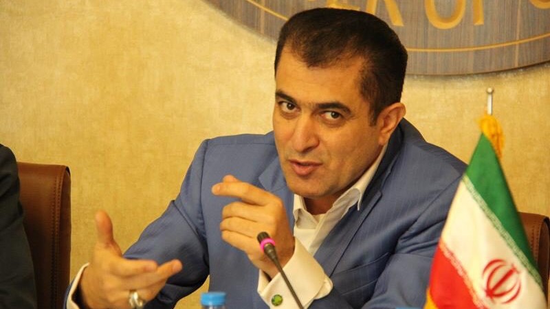 خلیل زاده:فرهاد مجیدی یکی از گزینه&zwnj;های اصلی سرمربیگری استقلال است/ اگر تا 48 ساعت آینده استراماچونی به ایران باز نگردد از او شکایت می کنیم