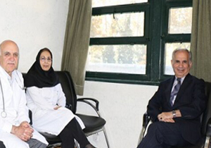 حضور استاد ممتاز دانشگاه راش شیکاگو در بیمارستان نمازی شیراز