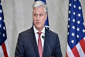 مشاور امنیت ملی ترامپ از ادامه تماس&zwnj;ها با ایران خبر داد