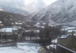 جامه سفید بر تن روستای طزره در آخرین ماه پاییز + فیلم