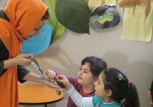 فرزندانمان را با دنیای خزندگان آشنا کنیم