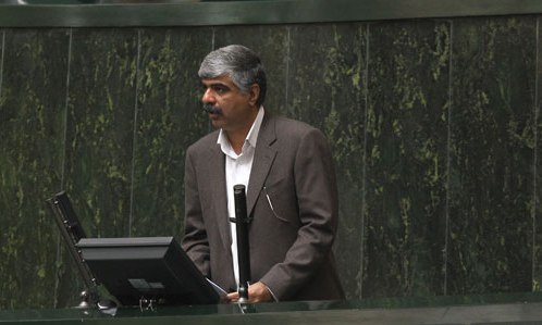 نباید در اشتغال جوانان سنگ&zwnj;اندازی کرد