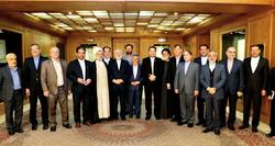 دیدار ظریف با جمعی از اعضای کمیسیون امنیت ملی و سیاست خارجی مجلس