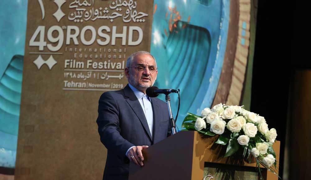 اقتصاد ۱۵هزار میلیارد تومانی پیرامون کنکور/  آموزش&zwnj;وپرورش، ساعت&zwnj;های محدودی دانش آموز در اختیار دارد