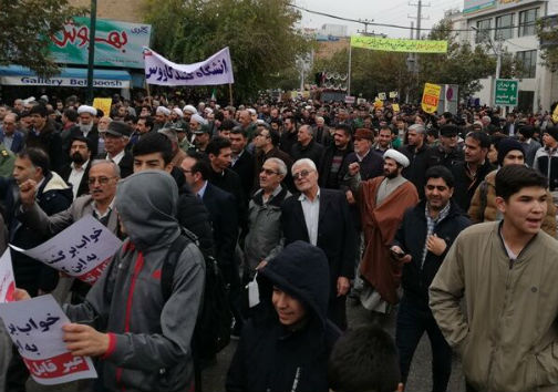راهپیمایی باشکوه مردم در محکومیت اغتشاشگران + تصاویر و فیلم