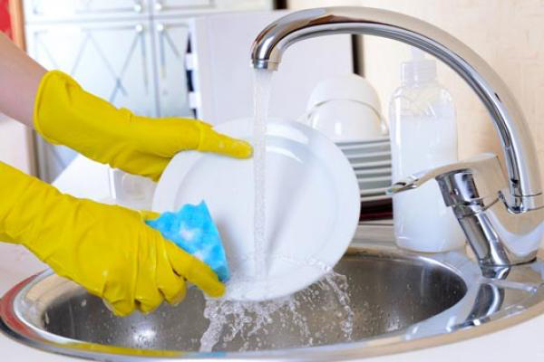 مایع ظرفشویی در فروشگاه ها چند قیمت است؟