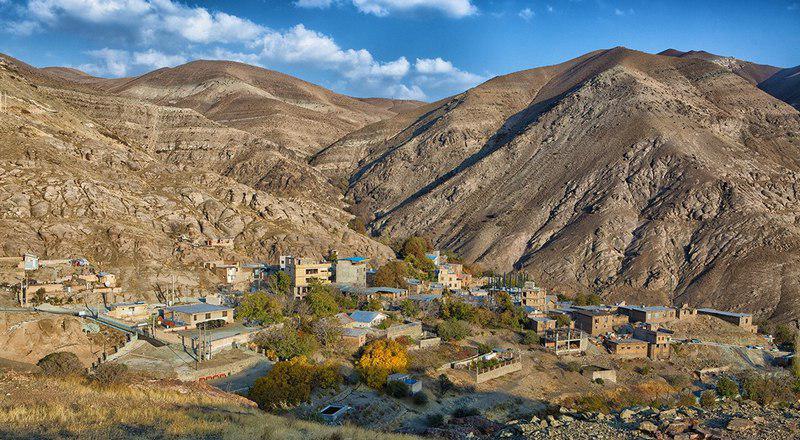 پیشنهادهایی برای پر کردن تعطیلات آخر هفته/ از تماشای «۲۳ نفر» تا دامنه ارواح سنگی پیشنهادهایی برای پر کردن تعطیلات آخر هفته/ از تماشای «۲۳ نفر» تا دامنه ارواح سنگی