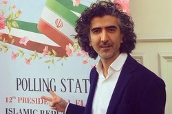 دلقک ملی‌گرا در برابر عدالت‌خواه مبارز