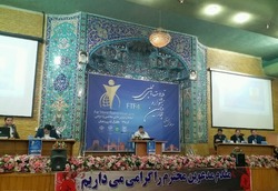 معرفی نفرات برتر چهاردهمین جشنواره تلاوت های مجلسی