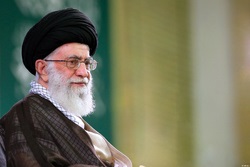 نظر رهبر انقلاب درباره تخت جمشید