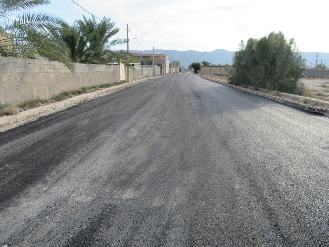 پایان عملیات آسفالت معابر روستای فیشور  اوز