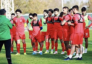 دعوت دو بازیکن تیم فوتبال سپاهان به اردوی تیم ملی امید