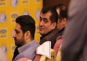 ۱۳۰ میلیون پاداش خلیل زاده برای استقلالی‌ها
