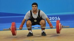 وزنه بردار زنجانی در اردوی تیم ملی پایه