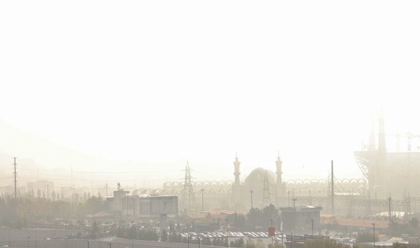 اثرات گاز دی اکسید گوگرد بر انسان / آیا بوی نامطبوع تهران سمّی است؟