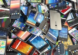 بازار گوشی تلفن‌همراه متعادل است/ توانایی شرکت‌ها در ۲ ماه اخیر، برای تأمین سهم بازار تلفن‌همراه