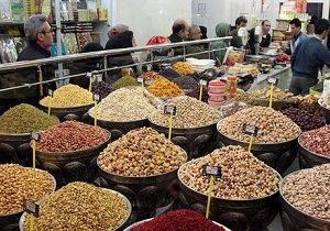 گشایش نمایشگاه شب یلدای ایرانی در اردبیل