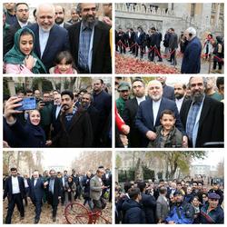 بازدید ظریف از جشنواره پاییزه