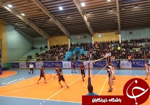 برد والیبال شهرداری قزوین در خانه