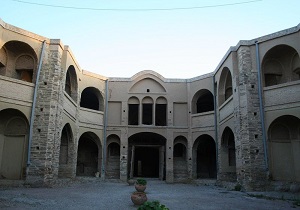 تعیین عرصه و حریم ۴ اثر تاریخی کردستان در حال انجام است