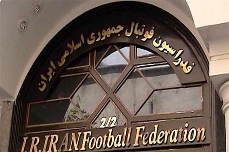 واکنش فدراسیون فوتبال به بند عجیب در قرارداد ویلوتس