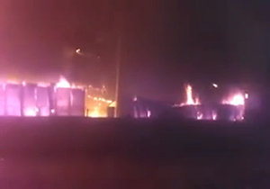 بازار دست دوم فروش‌ها در پاکستان طعمه حریق شد + فیلم