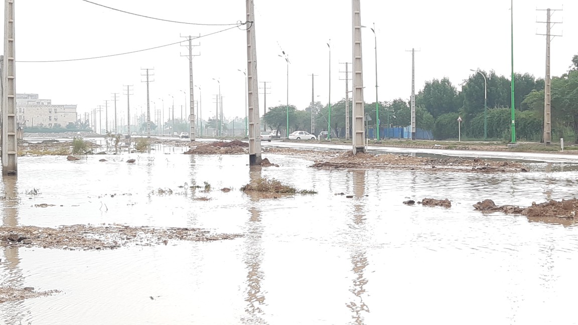 آبگرفتگی معابر و خیابانهای آبادان و خرمشهر براثر بارندگی آبگرفتگی معابر و خیابانهای آبادان و خرمشهر براثر بارندگی