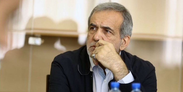 در هیچ شرایطی به ایده آل نخواهیم رسید/ سنگ اندازی جلوی پای مسئولان به جای کمک به آن&zwnj;ها در شرایط تحریم