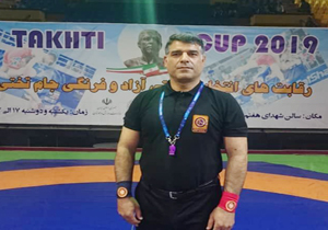 داور سامانی مسابقات کشتی فرنگی را سوت می&zwnj;زند