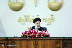مدیریت جهادی موانع را از پیش پاى تولیدکننده و کارآفرین کنار مى&zwnj;زند/ امنیت چتری است که باید بر سر همه مردم باشد