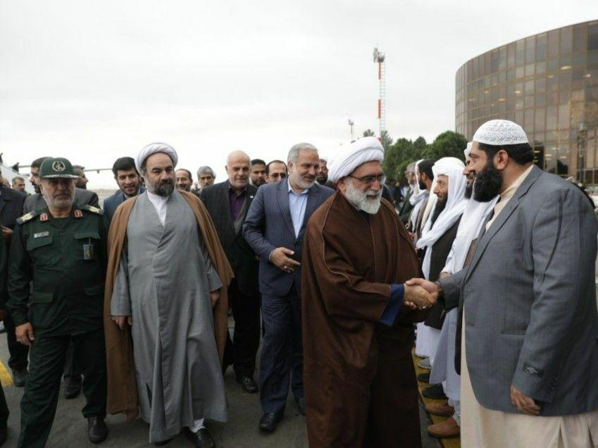 تولیت آستان قدس رضوی وارد زاهدان شد