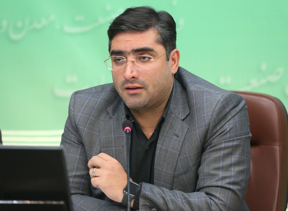 ۷ محور در زمینه توسعه و تولید ساخت داخل از اقدامات اصلی وزارت صمت است
