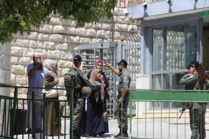 ادعای رژیم صهیونیستی در بازداشت گروهی فلسطینی در رام الله