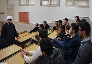 برگزاری دوره آموزشی معارف نماز در چهارمحال و بختیاری