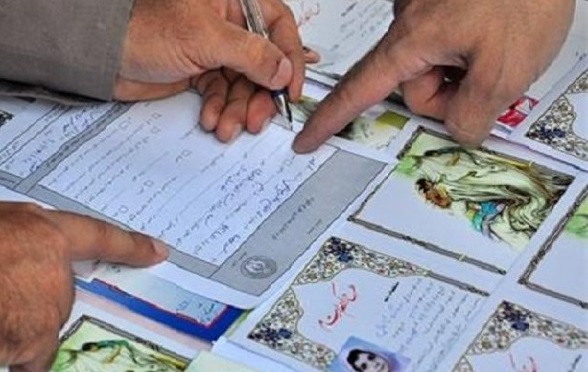 اجرای طرح هر کارمند حامی یک یتیم در شهرستان فراهان