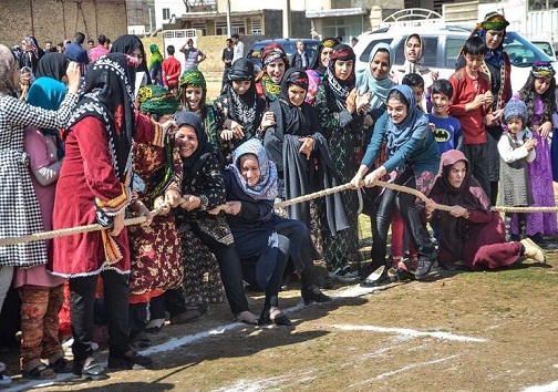 برگزاری جشنواره استانی دختران یلدایی در یاسوج